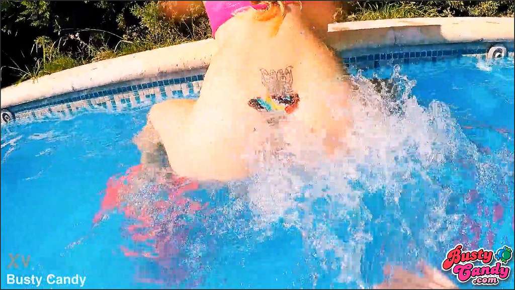 Antonia, die rote Hure, hat jemals gelutscht und gefickt